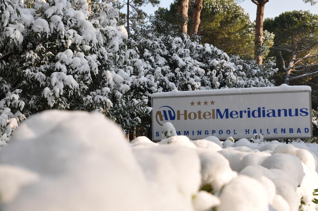 Hotel Meridianus Lignano Sabbiadoro Exteriör bild